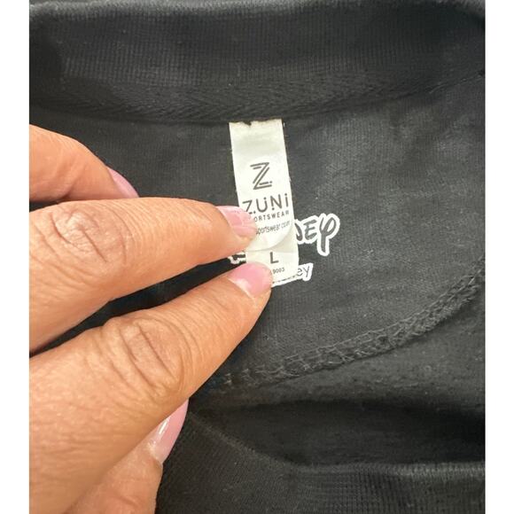 Disney Mickey and Friends Zuni Black Oversized Sweatshirt Size Large - Picture 5 of 5